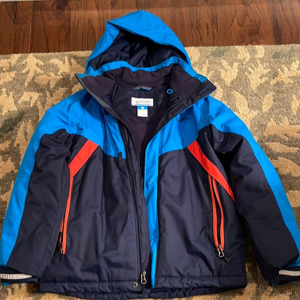 Boys Columbia winter jacket.  Excellent condition!  Only worn twice!  Size 10/12